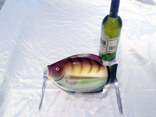 Ornate fish plates - Totaly unusual - Stunning in detail - 4 statement pices, one low price!!